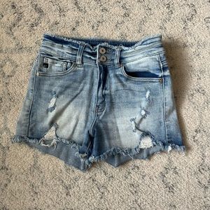 KanCan shorts size 27